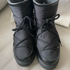 moncler fanny boot